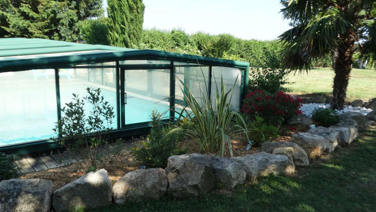 Les Glycines Bed & Breakfast Cheyssieu Exterior photo