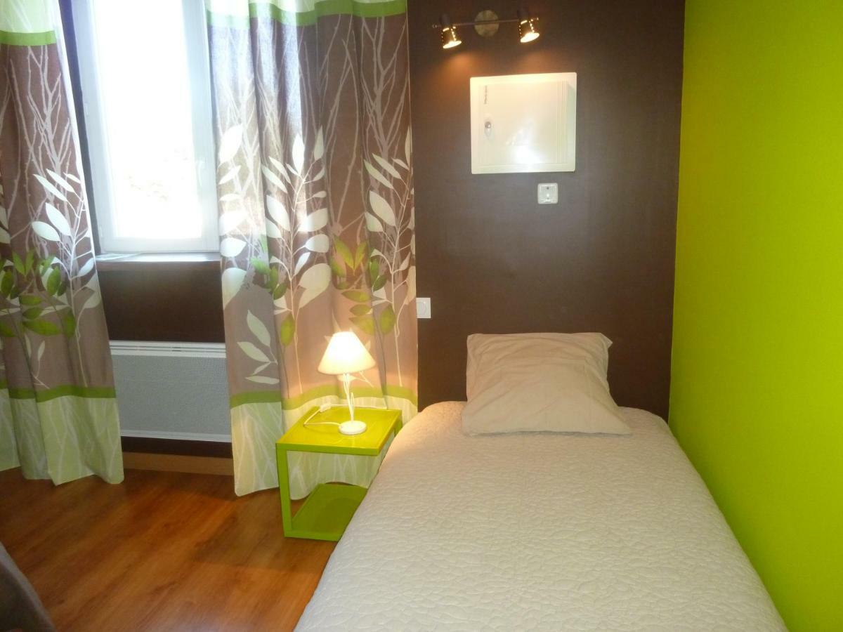 Les Glycines Bed & Breakfast Cheyssieu Room photo